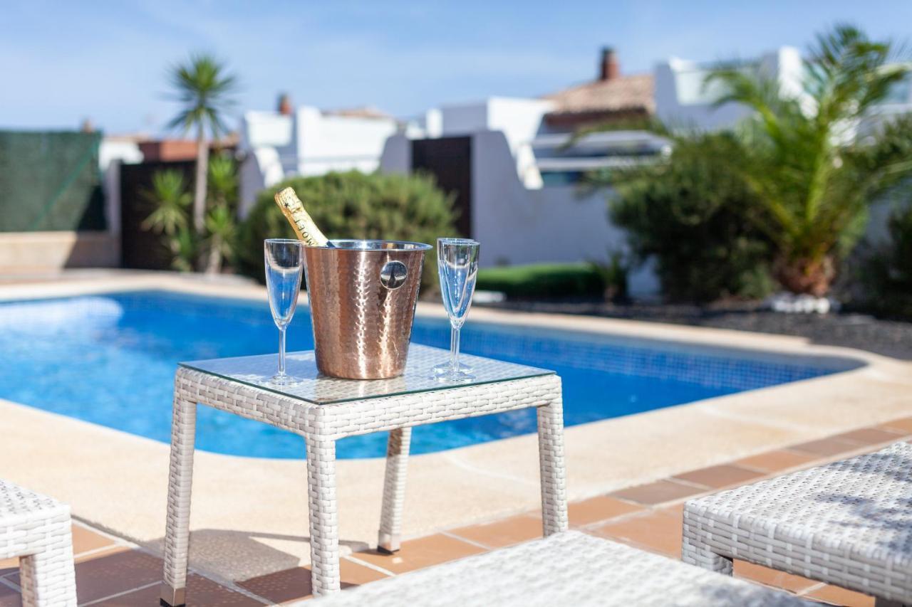 Villa Zafiro 13 Golf Private Pool Caleta De Fuste By Holidays Home Buitenkant foto