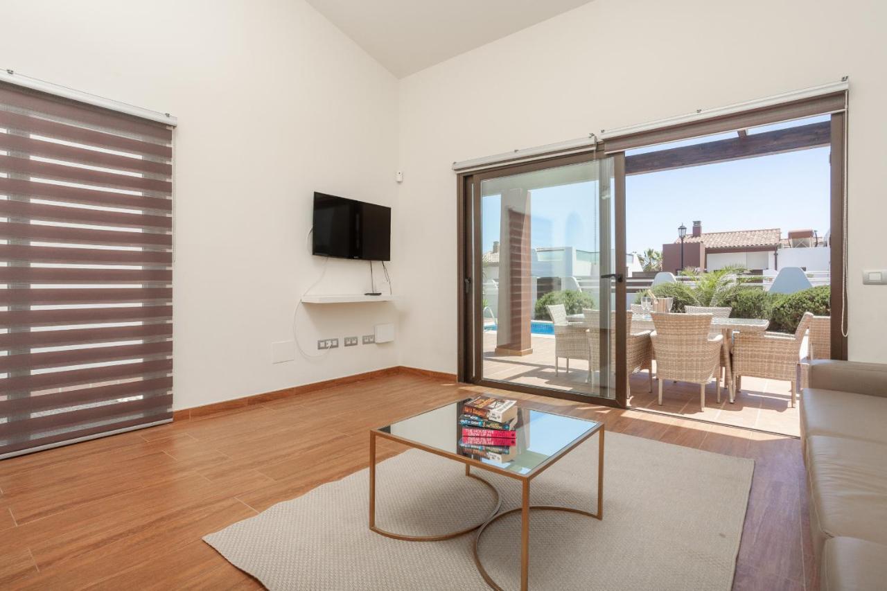 Villa Zafiro 13 Golf Private Pool Caleta De Fuste By Holidays Home Buitenkant foto
