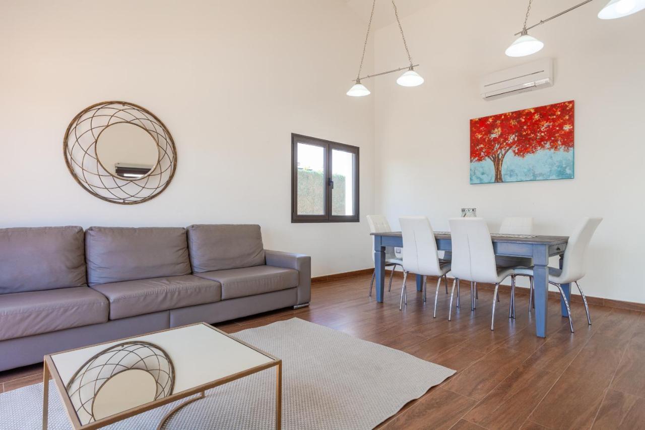 Villa Zafiro 13 Golf Private Pool Caleta De Fuste By Holidays Home Buitenkant foto